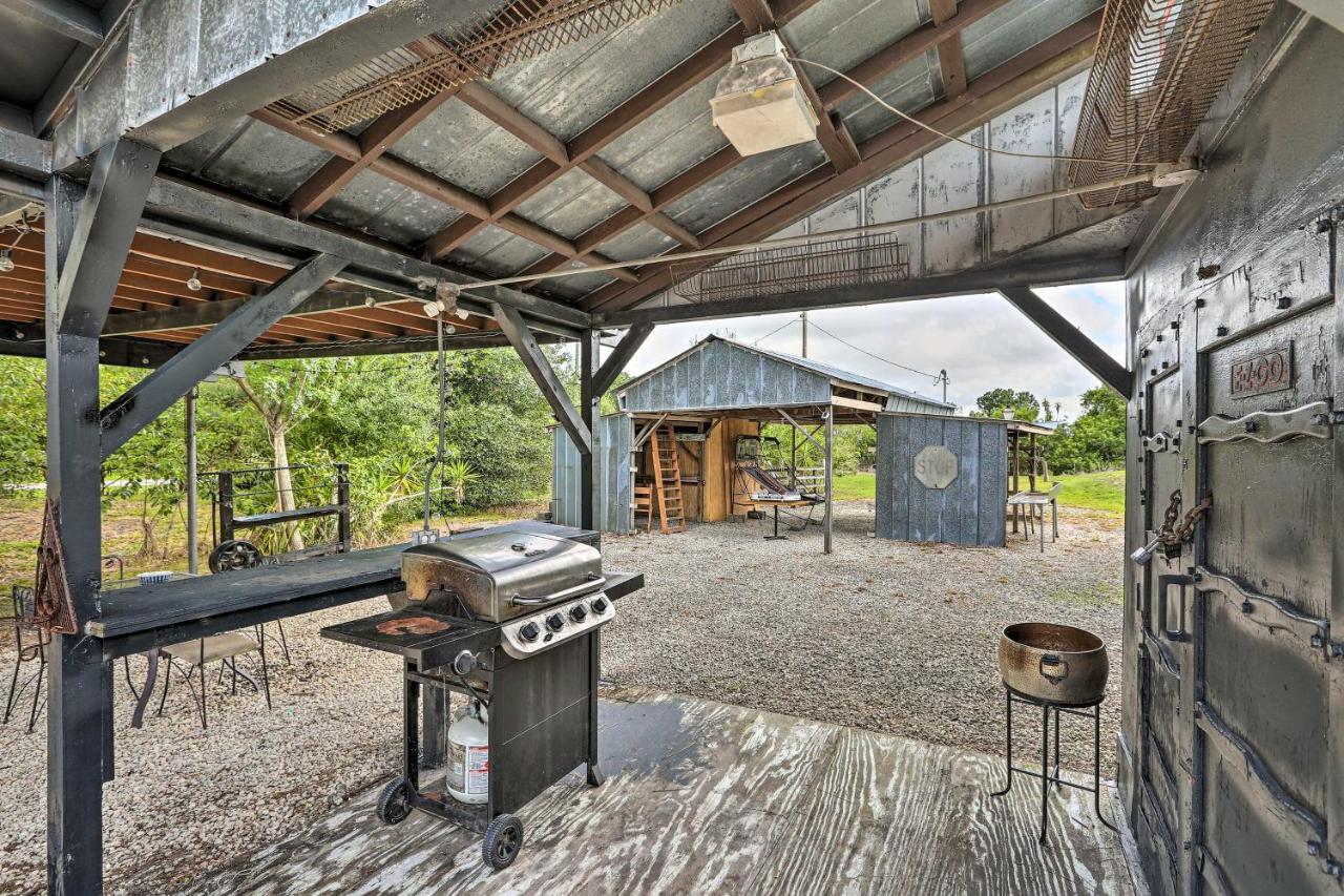 Authentic Clewiston Home With Outdoor Game Room المظهر الخارجي الصورة