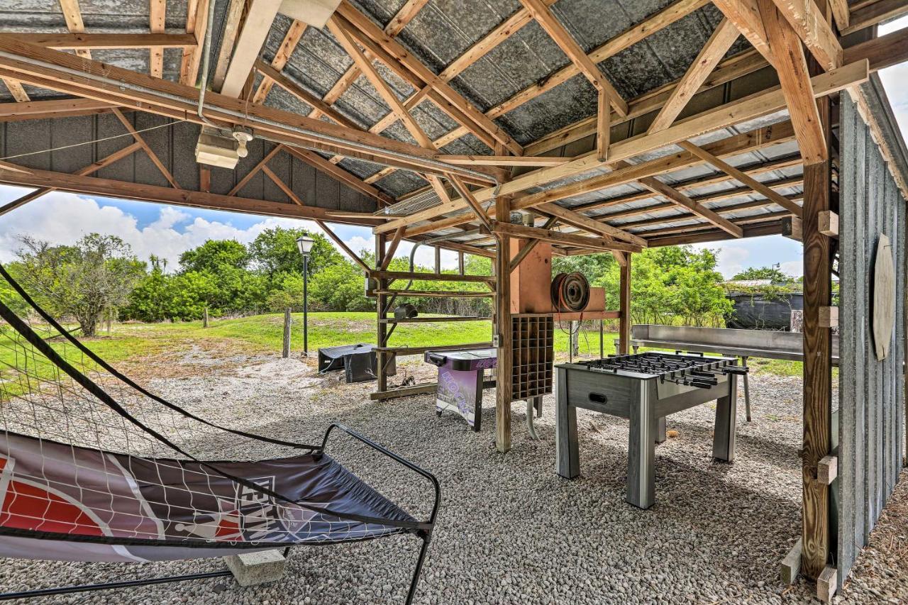 Authentic Clewiston Home With Outdoor Game Room المظهر الخارجي الصورة