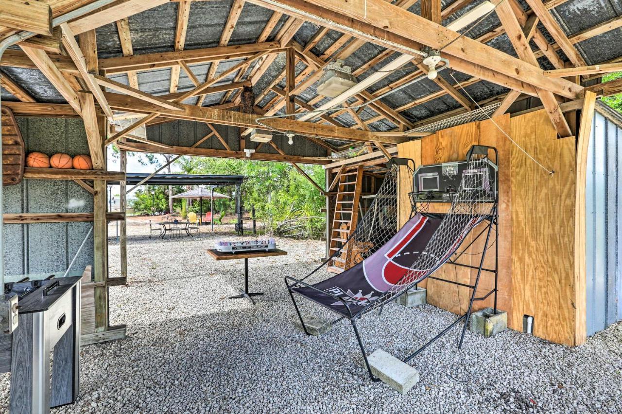 Authentic Clewiston Home With Outdoor Game Room المظهر الخارجي الصورة
